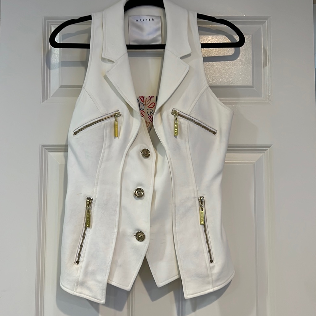 Walter Vest Top - From Barneys Ny - Very Stylish - Cream